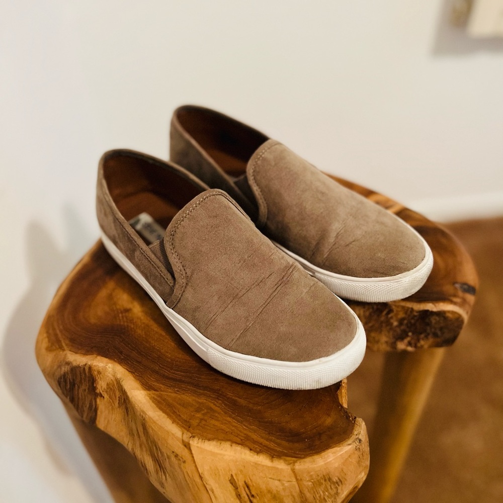 Steve Madden flats